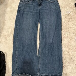 Hollister low rise dark washed y2k baggy jeans size 31